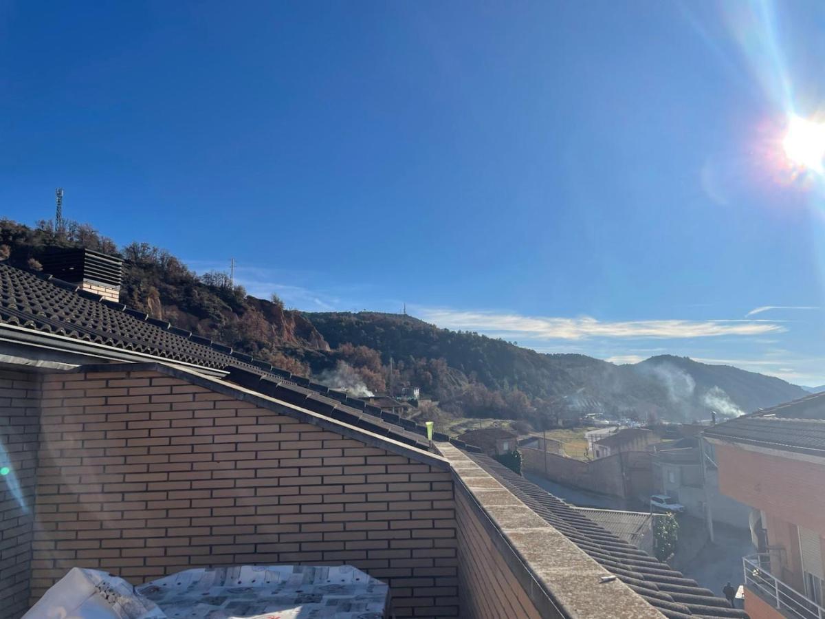 Dúplex 6 plazas para desconectar de la rutina Oliana Exterior foto